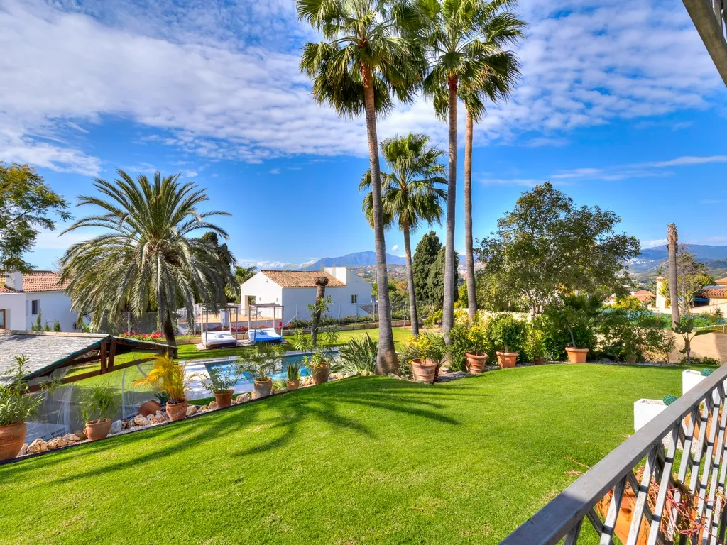 Impressionante moradia isolada com 5 quartos em San Pedro de Alcántara, Marbella - Image 39