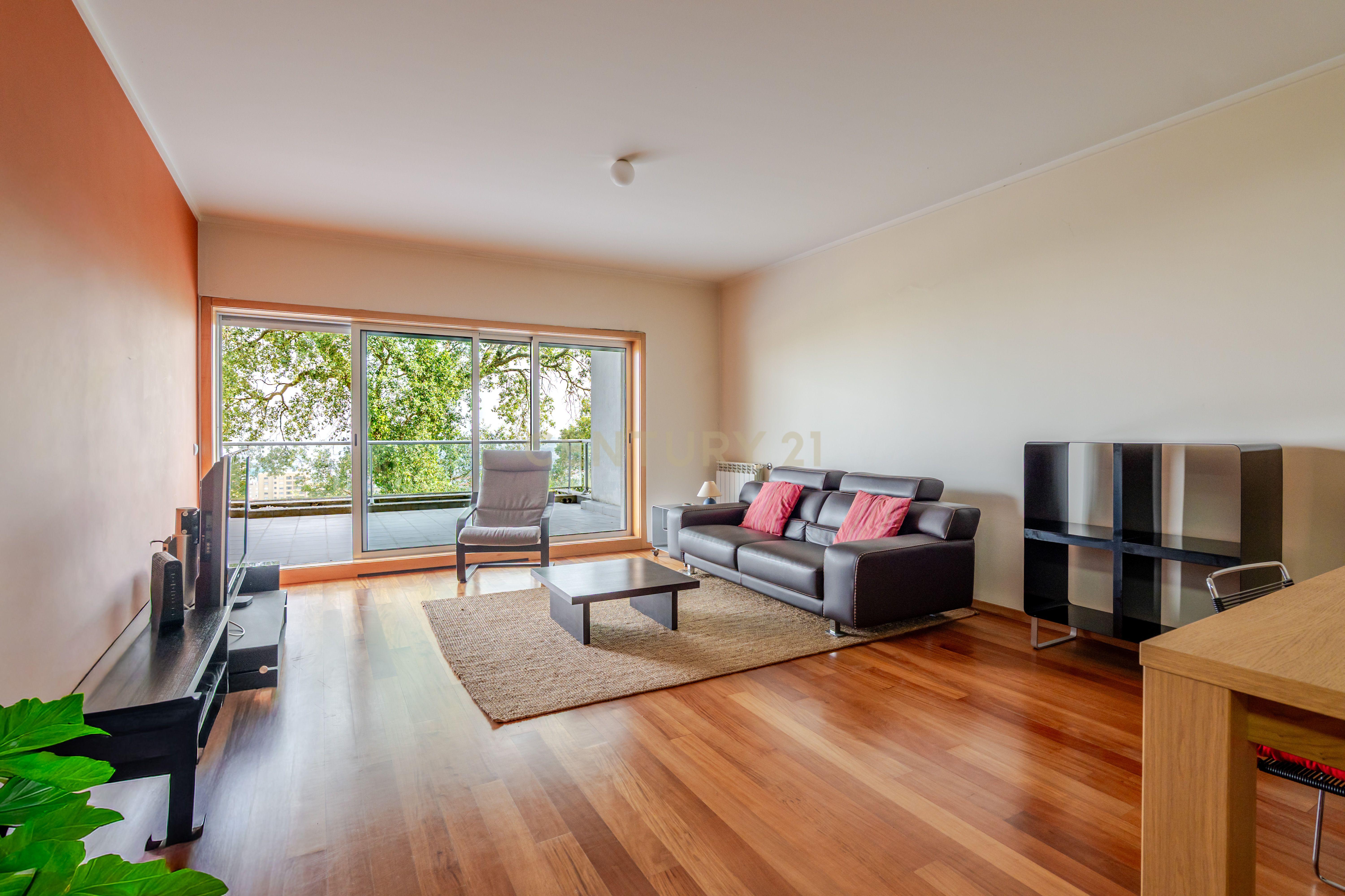 Fotografia 2 de Apartamento com Vista em Vila Nova de Gaia - Oportunidade Única na Quinta de Cravel