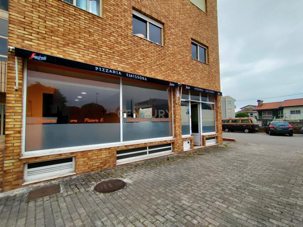 Loja com Cave para Comércio – Excelente Oportunidade de Arrendamento em Azurara, Vila do Conde - Image 3