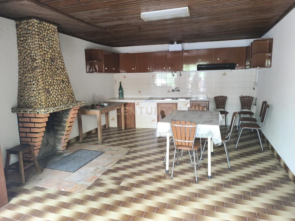 Casas prontas a habitar com terreno, arvores de fruto, forno e água própria. - Image 48