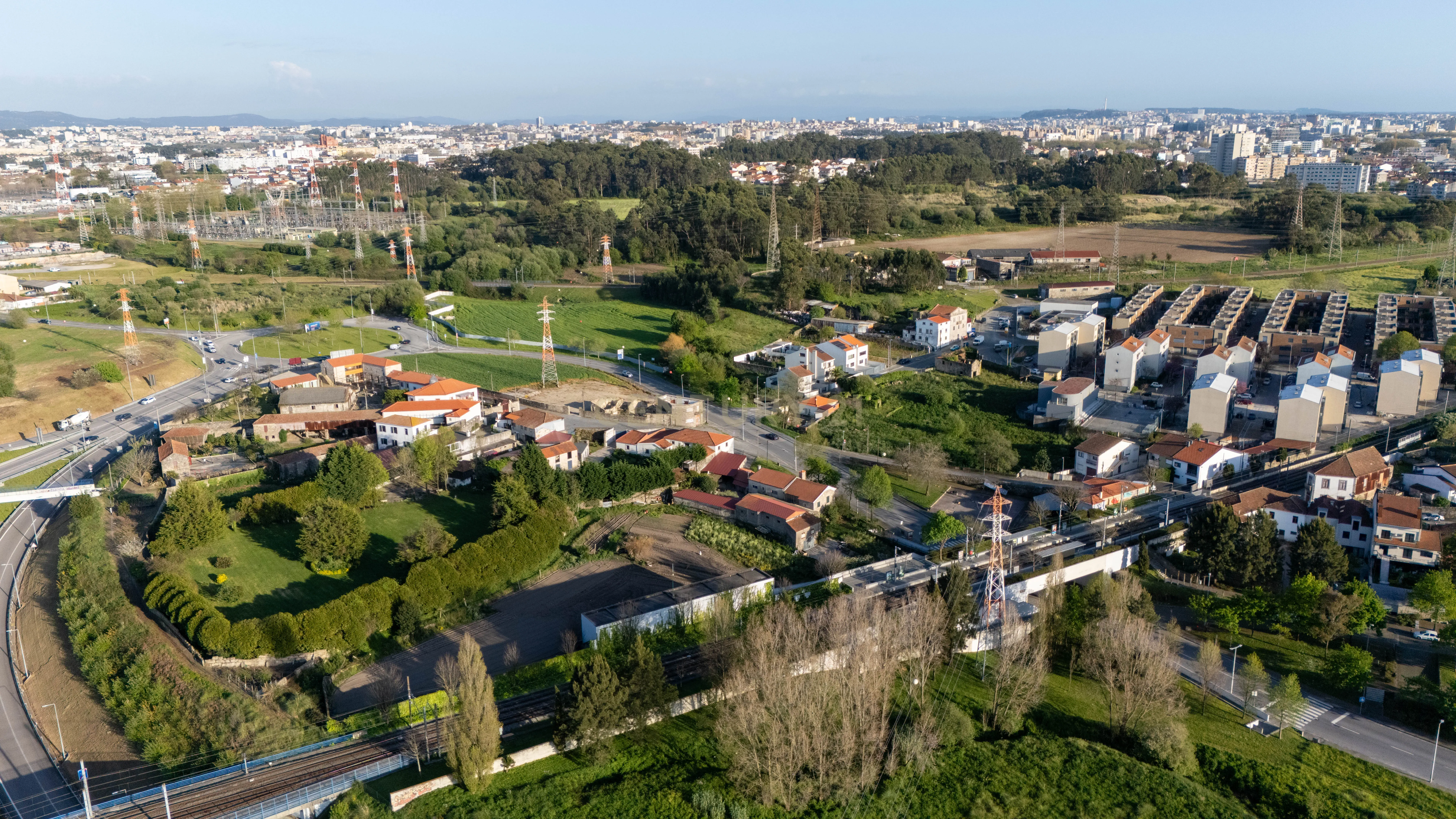 Terreno com Projeto de Loteamento Aprovado para Construção de Moradia - Image 22
