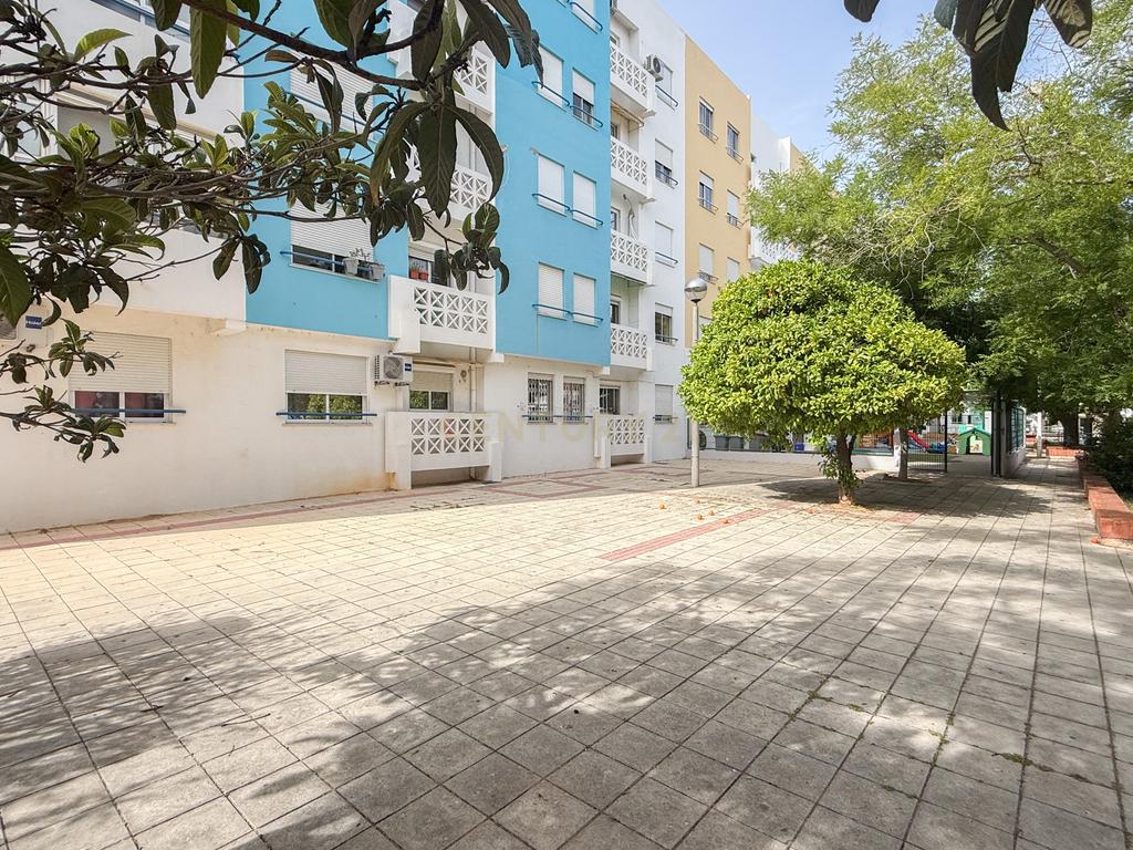Apartamento T3 | Olhão | Renovado | 2WC’s - Image 21