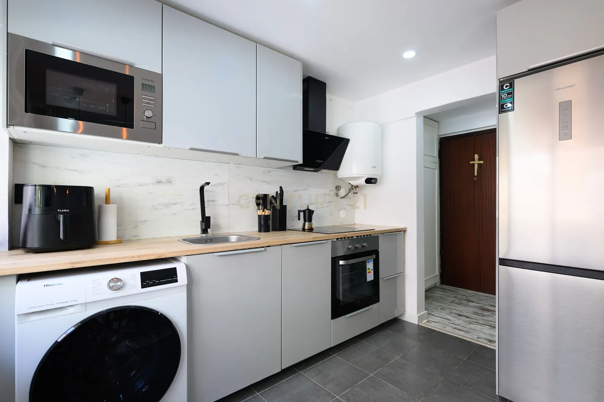 Fotografia 3 de Apartamento T2 Remodelado | Charneca de Caparica