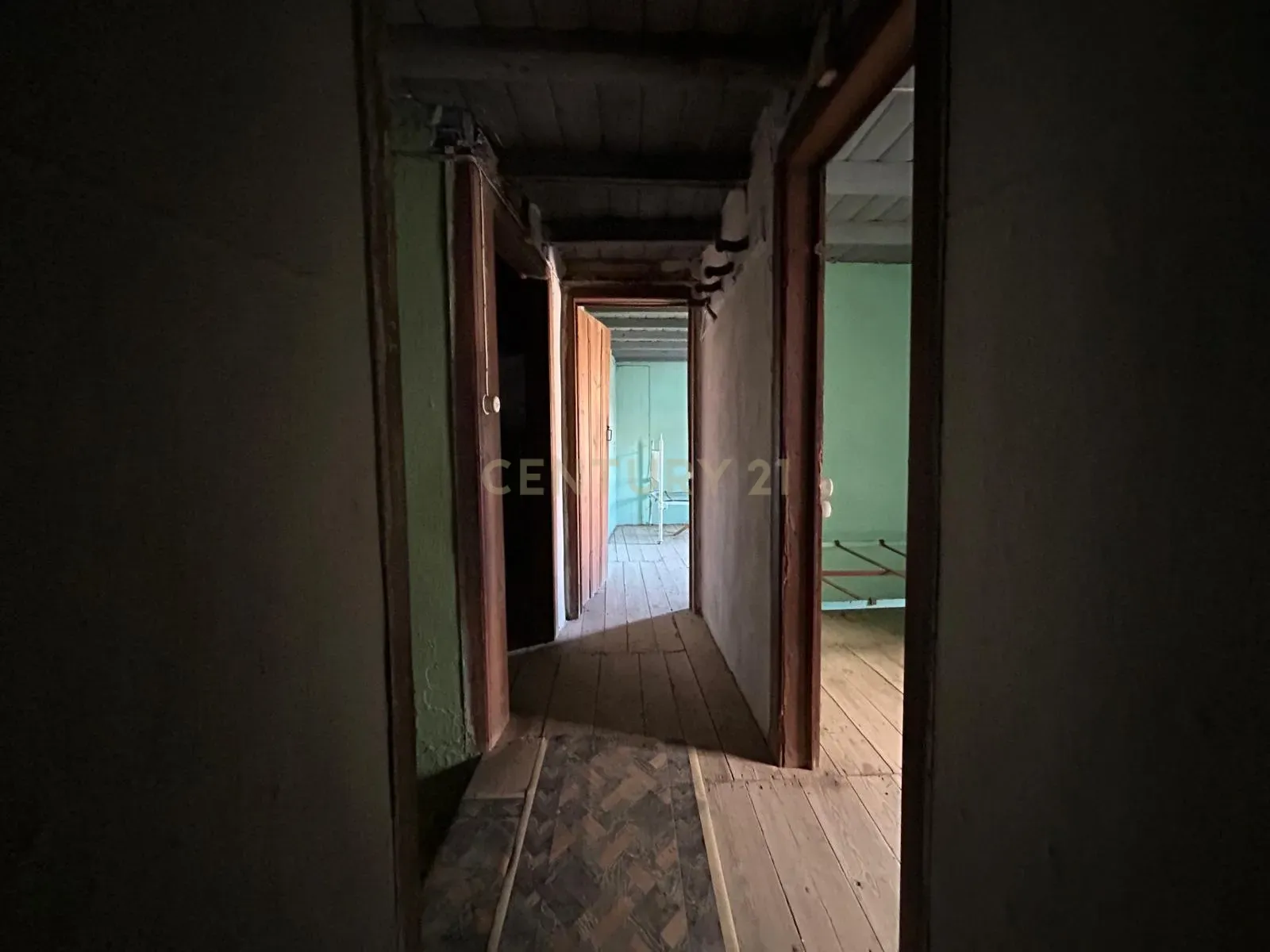 Fotografia 12 de Moradia com potencial e terreno no Peroledo, Fratel! – Excelente oportunidade!