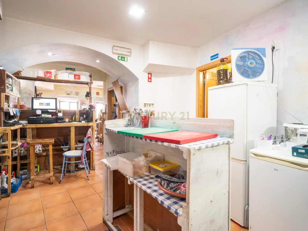 Trespasse – Restaurante em Funcionamento na Alta de Coimbra - Image 6