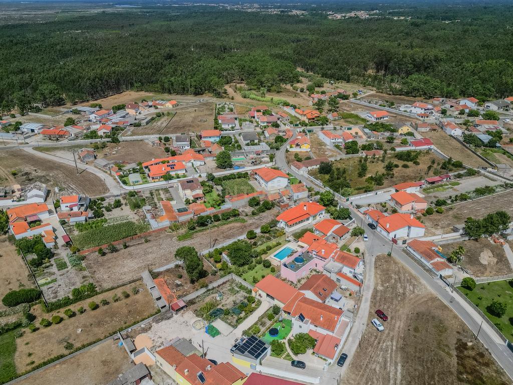 Moradia térrea T3+T0 com piscina, garagem e terreno com 2.257 m², no Ervedal, em Quiaios - Image 76