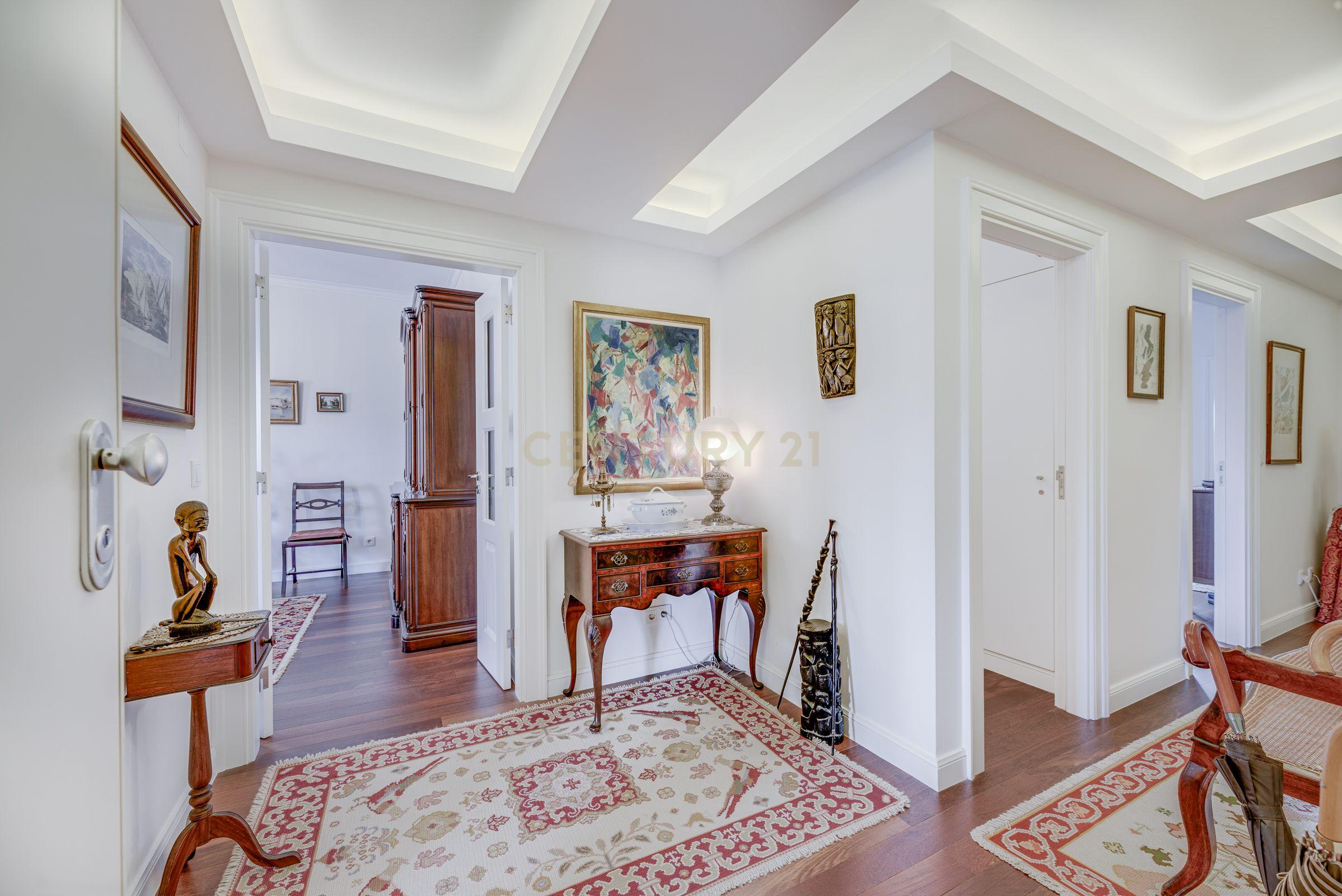 Apartamento T2+1 totalmente renovado – Modernidade, conforto e localização privilegiada - Image 18
