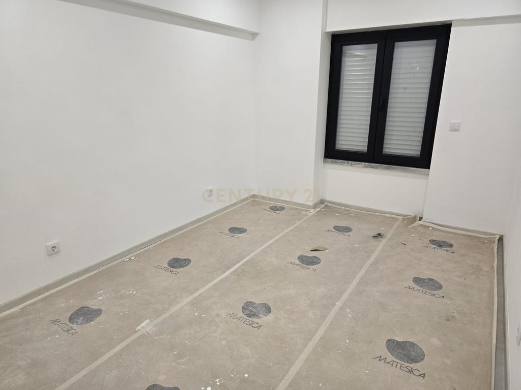 Apartamento  T3 em  Almada  Rua Ramiro Ferrão - Image 4