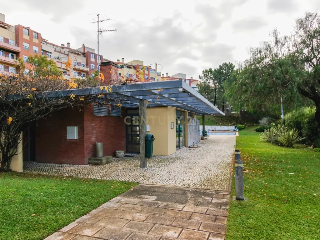 Apartamento T3 – Quinta Da Graciosa, Estoril - Image 42