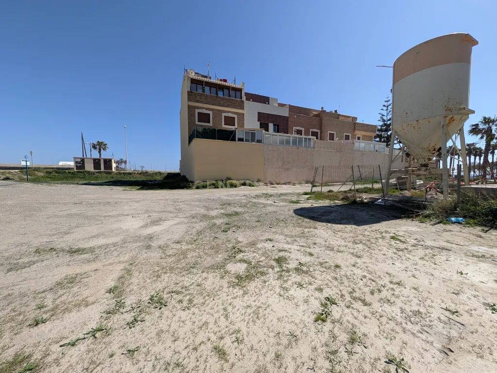 Terreno Urbano em Adra, Almería com Vista Mar - Image 3