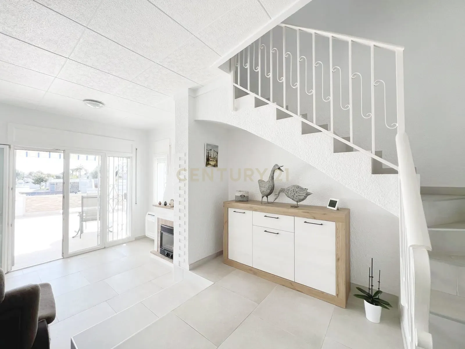 Luxuosa Moradia com Vista Panorâmica em Girona, Cataluña - Image 14
