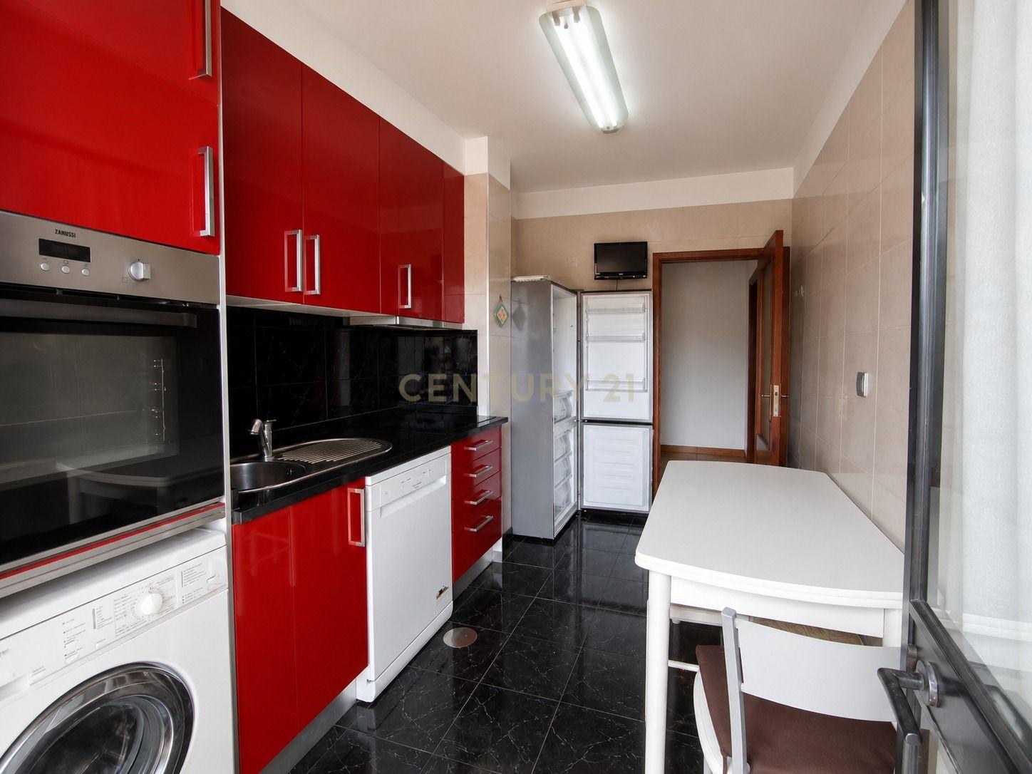 Fotografia 7 de Apartamento T2 com Vista Panorâmica em Vila Nova de Gaia