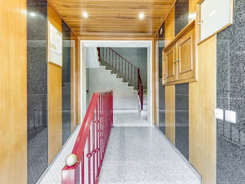 T3 na Amadora – Conforto, Espaço e Excelente Localização! - Image 26