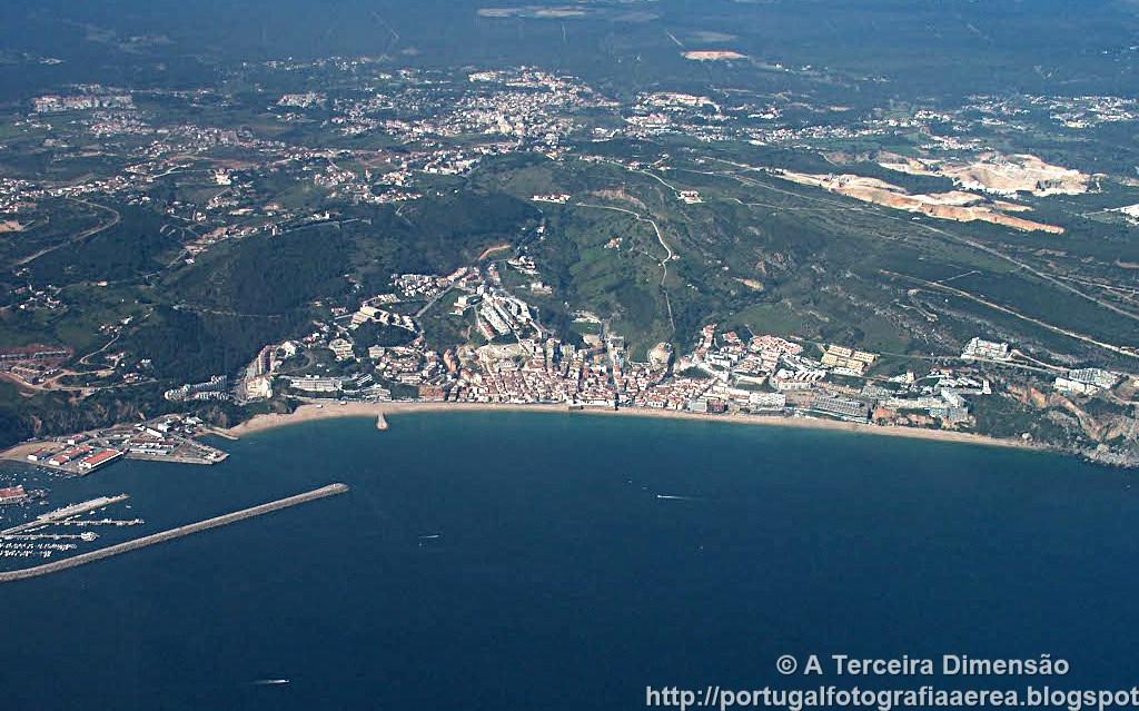 Terreno Urbano com 13.600m2 em Sesimbra - Image 8