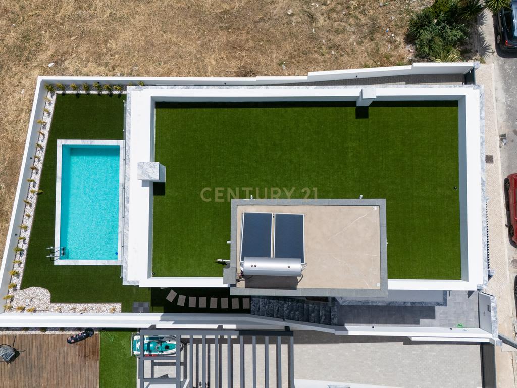 🌅 Moradia Nova com Vista Tejo, Piscina e Terraço Panorâmico a Poucos Minutos de Lisboa - Image 60