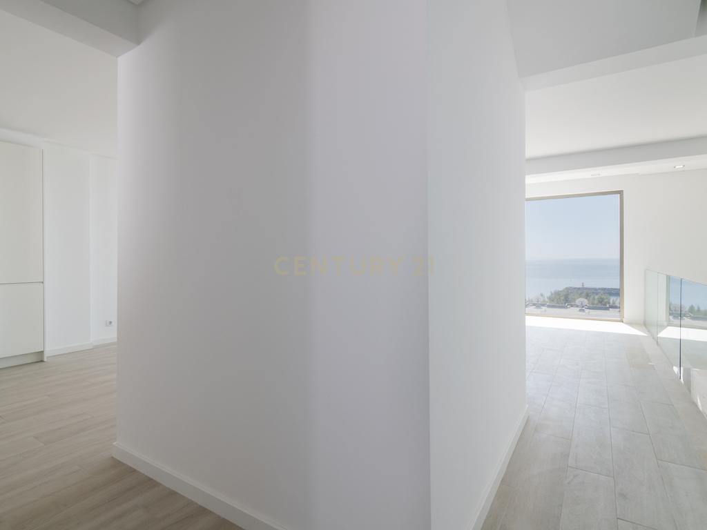 Condomínio Villas d’Ouro – Exclusividade e Conforto no Coração de Sesimbra - Image 36