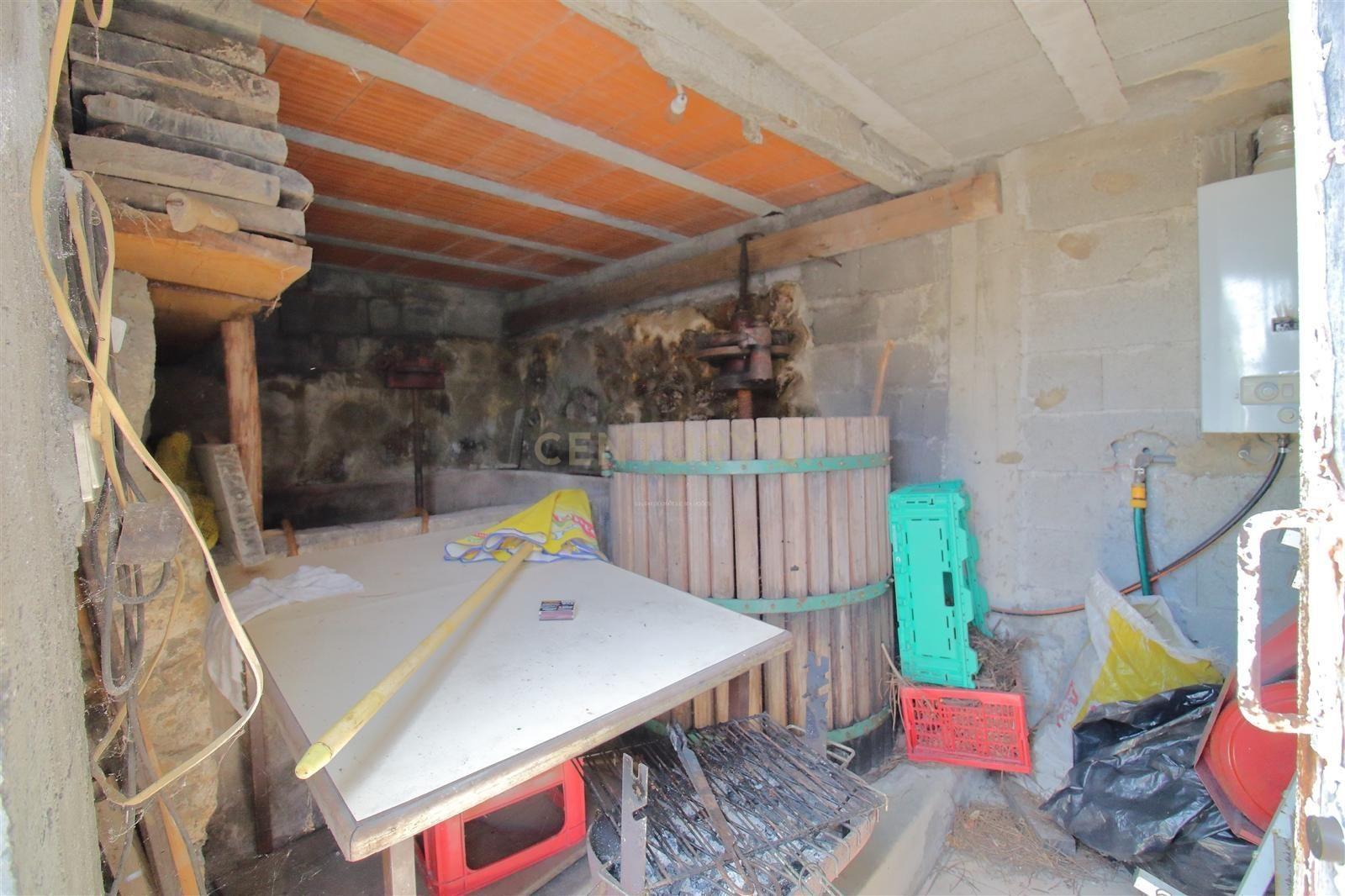 Fotografia 5 de Terreno com casa de arrumos em Alvarenga