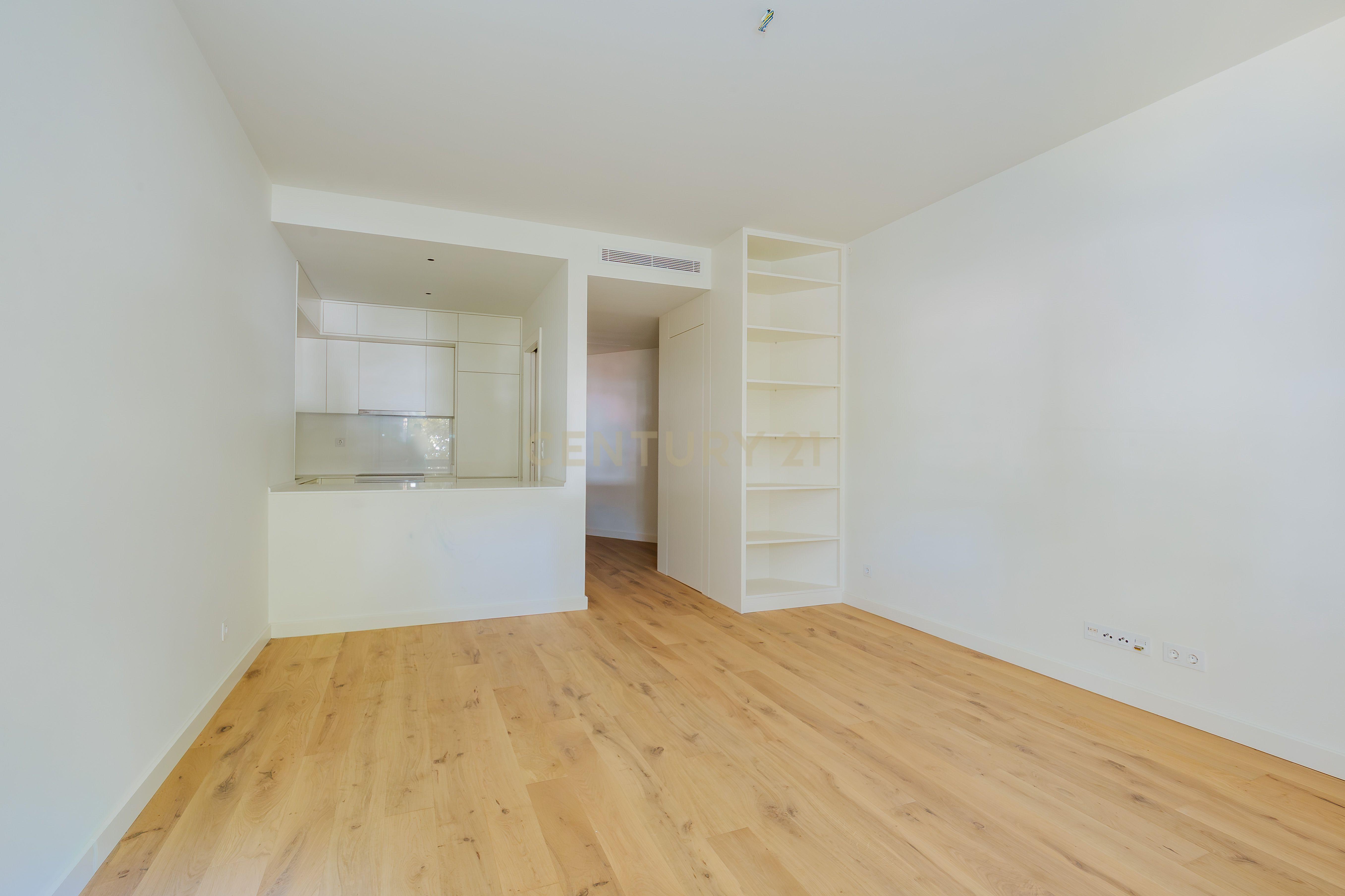 Fotografia 5 de Apartamento T2 Novo a estrear em Areeiro