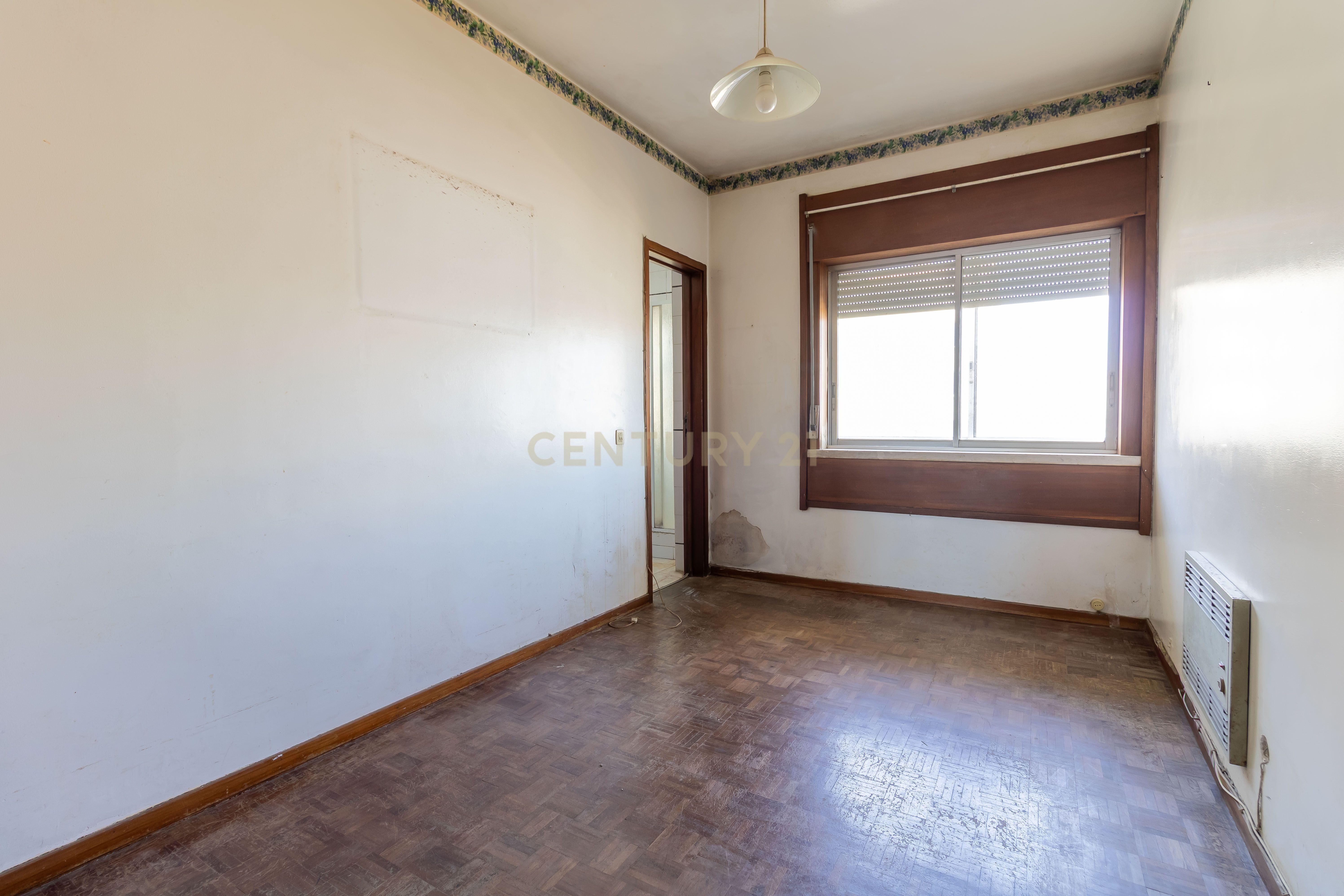 Fotografia 10 de Miraflores | Luz, Espaço e Vistas Desafogadas para Criar uma Casa Única