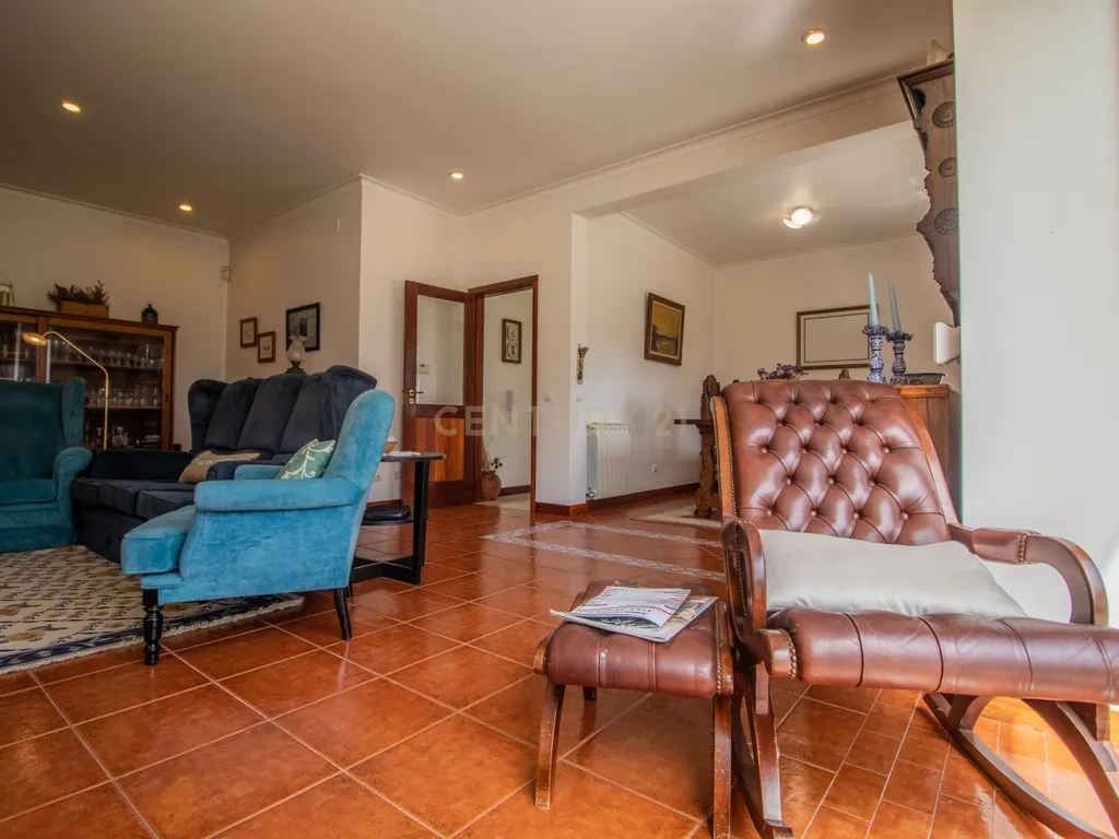 Moradia térrea T3+T0 com piscina, garagem e terreno com 2.257 m², no Ervedal, em Quiaios - Image 14