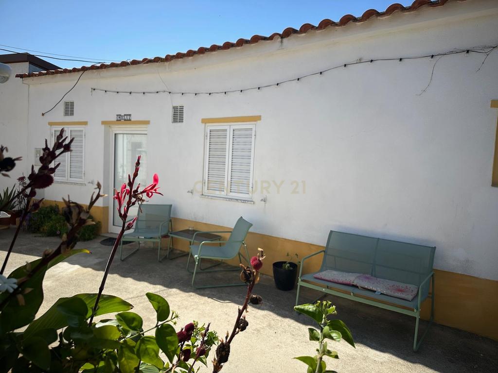 Conjunto de 2 Moradias, T1 e T0 - Luz de Tavira - Image 11