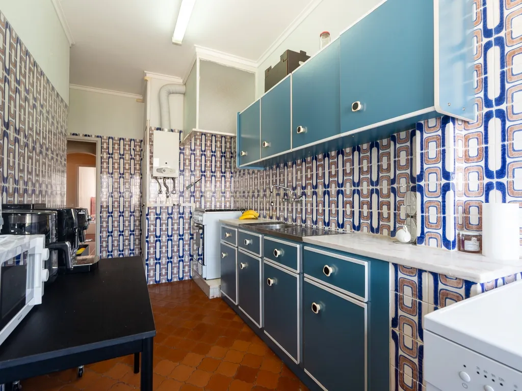 ** APARTAMENTO T2 NA AMADORA, PERTO DO METRO E DO COMBOIO ** - Image 21