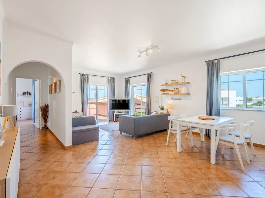 Apartamento T2 com Vista Mar em Sagres, Vila do Bispo - Image 2