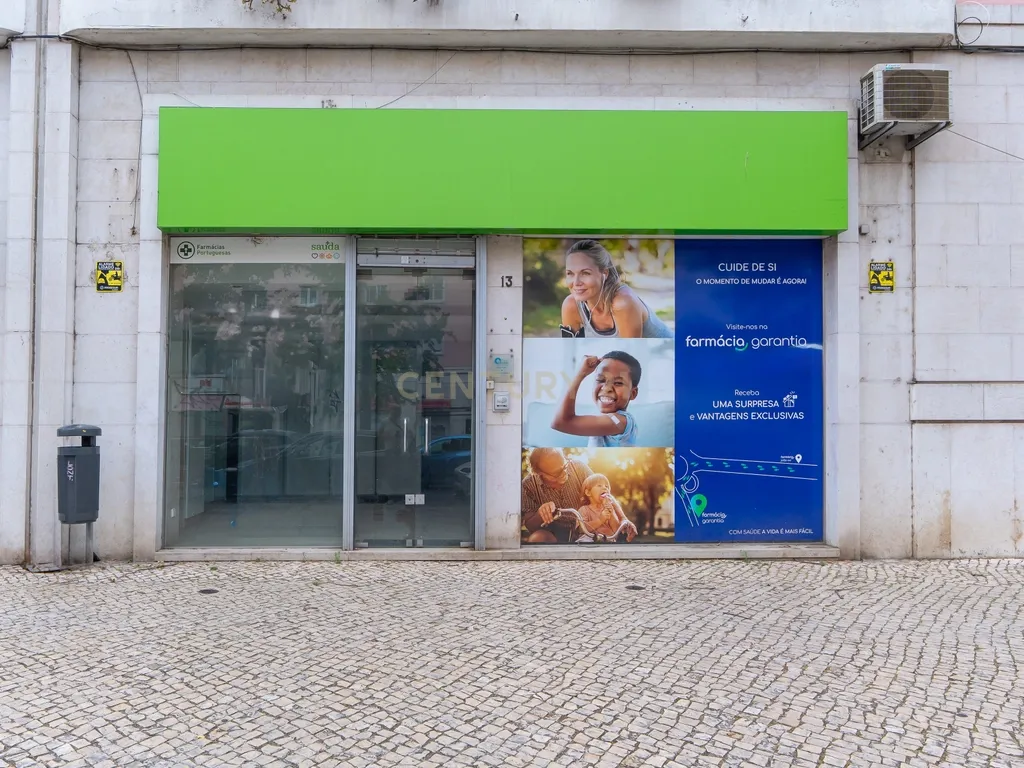 Loja para Arrendamento na Prestigiada Avenida João XXI – Lisboa - Image 13