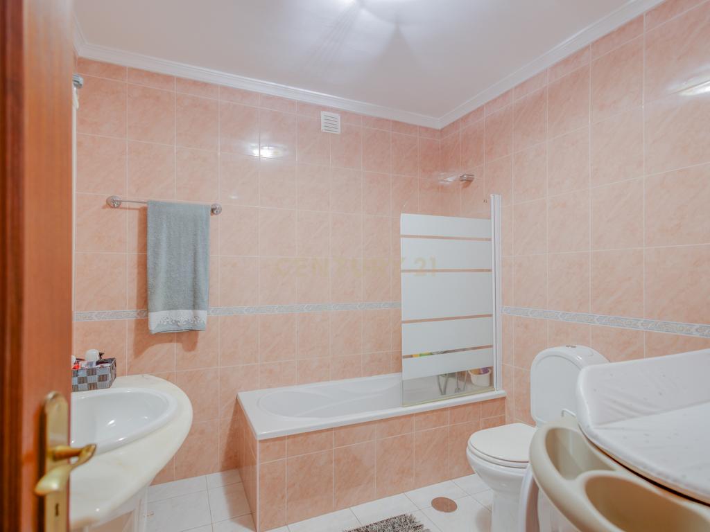 Apartamento T3 em Castelo de Paiva  - Image 16