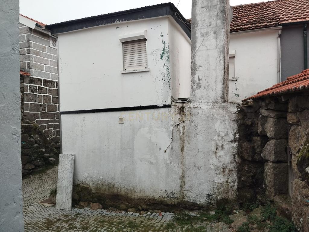 Moradia T2 em Cinfães  - Image 5