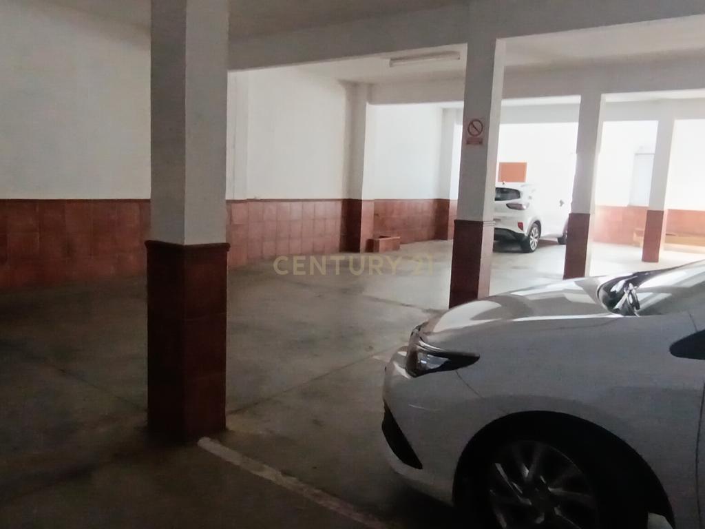 Espetacular T4 com Terraço e Garagem em Sevilla - 215.000€ - Image 47