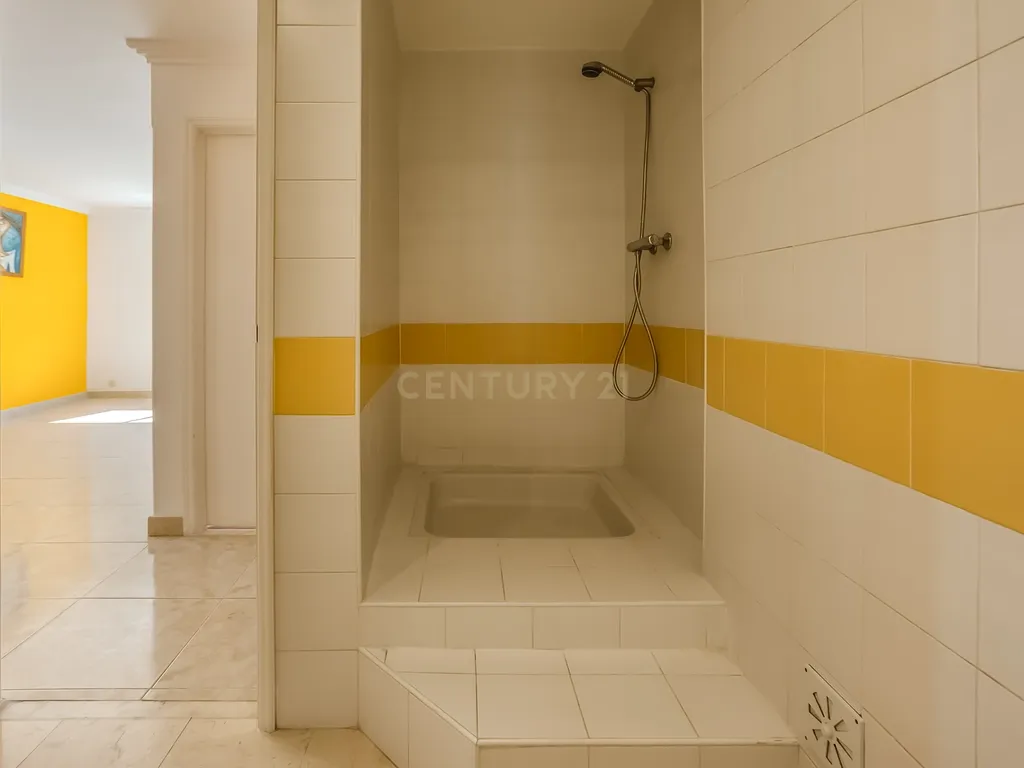 Apartamento T3 em Marvila, Lisboa - Oportunidade Única! - Image 20