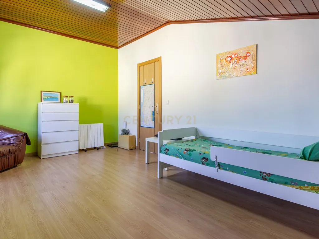 Moradia T6 na Quinta do Conde, Boa Água III - Image 23