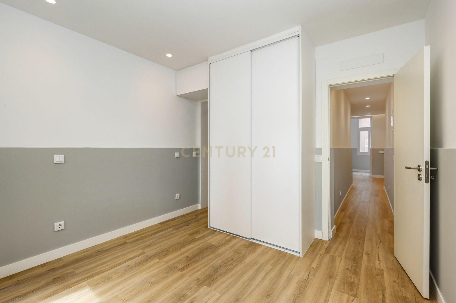 Fotografia 4 de Apartamento Renovado T2 em Campolide, Lisboa