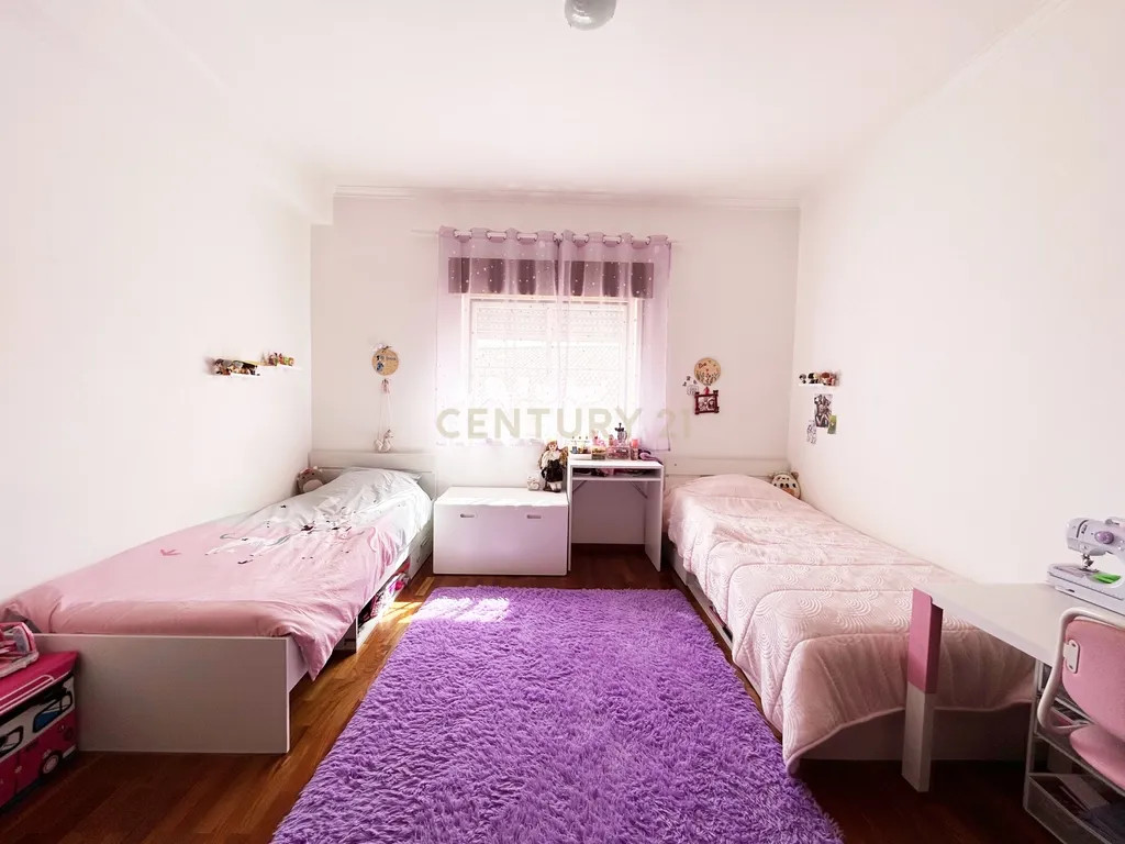 Apartamento T2 em Loures - Condomínio fechado - Image 12