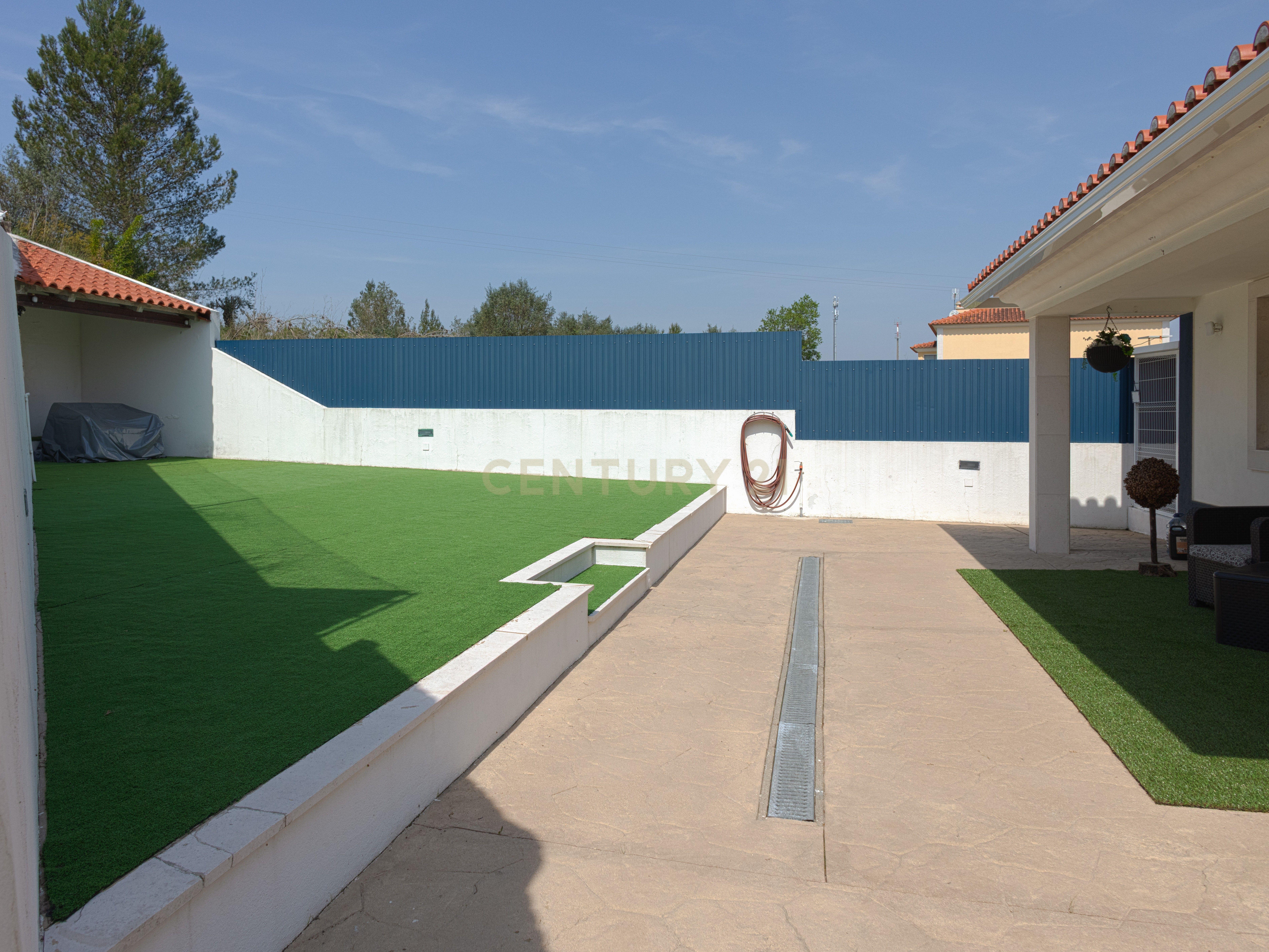 Fotografia 5 de Luxuosa Moradia Renovada em Tomar, Santarém