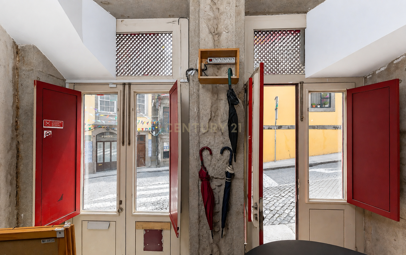 Fotografia 11 de Espaço Comercial no Centro Histórico do Porto | Pronto a Explorar
