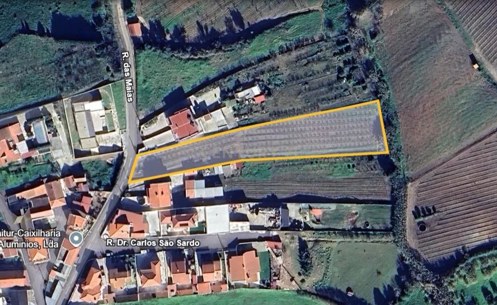 Terreno para construção Condomínio 2 Moradias + anexo comum em Turcifal - Image 1