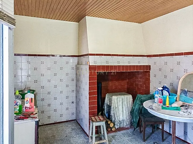 Moradia T2 parcialmente remodelada em Pegões. - Image 9