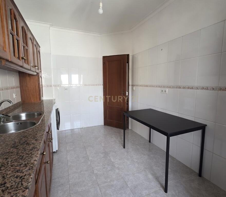 T2 na Quinta do Conde - Boa Água - Image 4