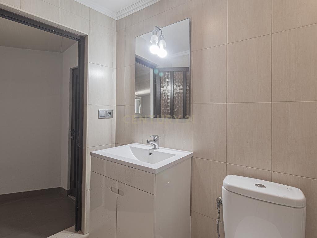 Moradia T4 em Vila Nova - Bucelas - Image 28