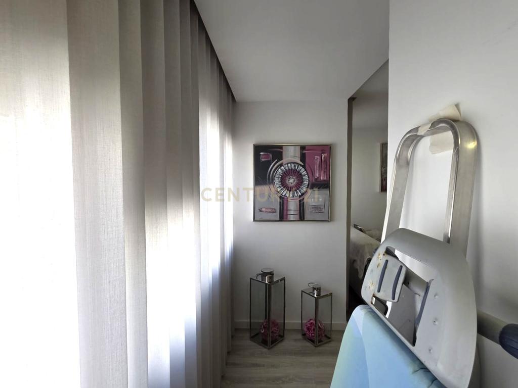 Apartamento T4 agora T3 em Almada transportes á porta  #  Negociável  # - Image 10