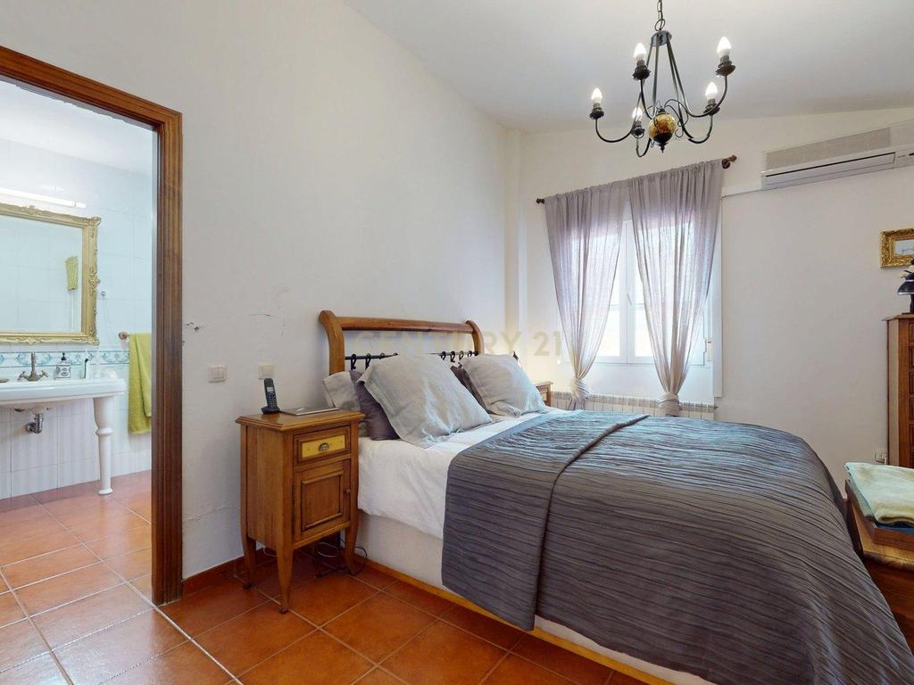 Espetacular Apartamento em Villalbilla, Madrid - 333m² - Image 31