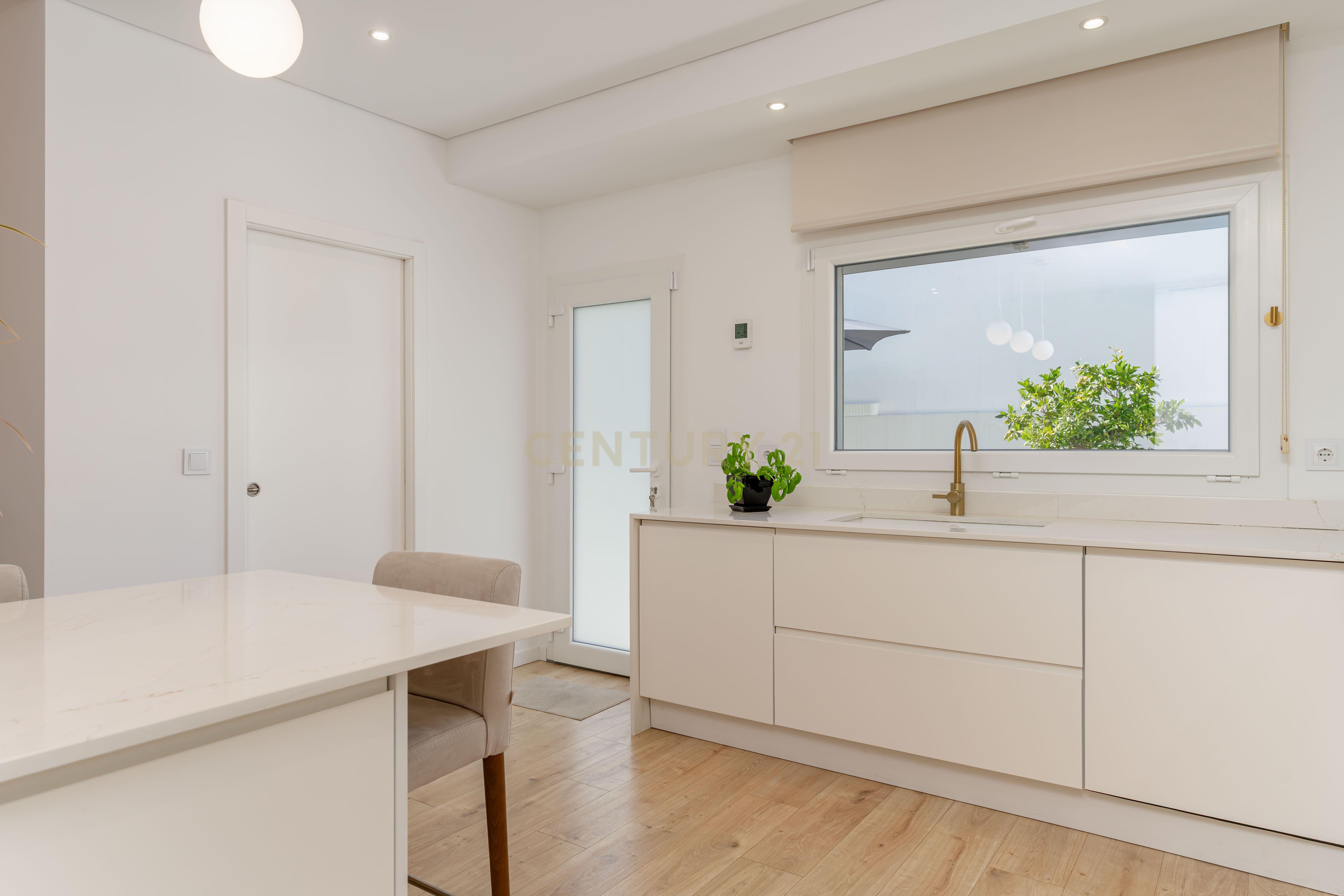 Fotografia 8 de Moradia T4 Térrea de excelência com piscina e casa independente de 50m2 | Quinta da Marquesa