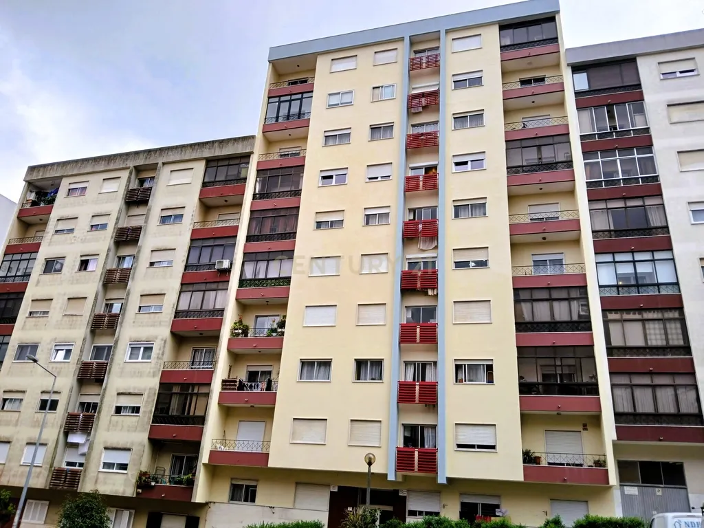 Apartamento T2 em Queluz - Image 18