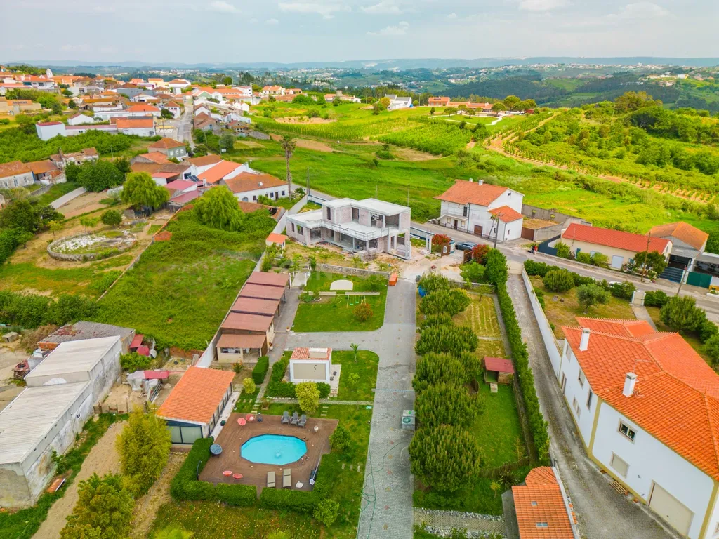 Encantadora quintinha nas Antas, Alvorninha. - Image 6