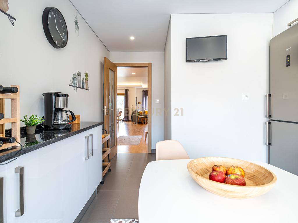Apartamento T3+1 com Sótão de 100m² na Abrunheira – Oportunidade Única!   - Image 15