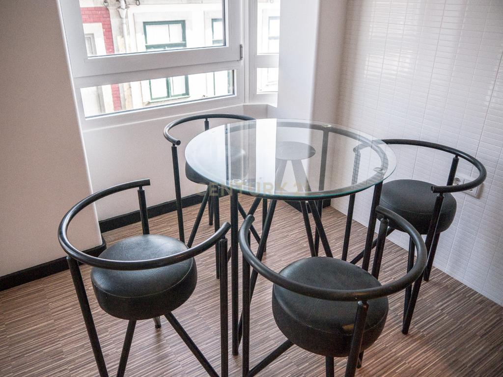 Apartamento T0 +1 Duplex em Miguel Bombarda | Centro do Porto - Image 4