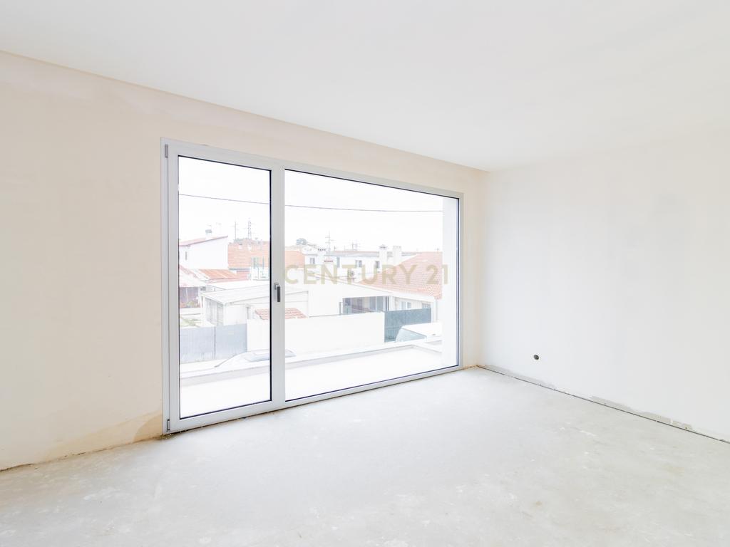 Moradia T3 na Embra, Marinha Grande – Conforto e Modernidade para a Sua Família - Image 18