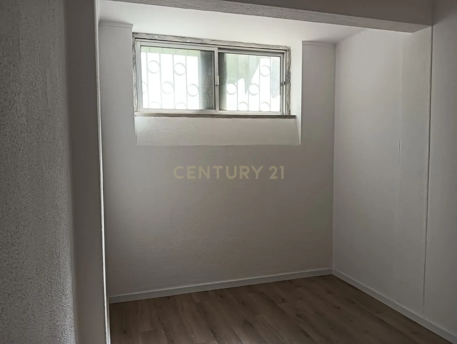Apartamento para Investimento Metro de Alfornelos - Image 48